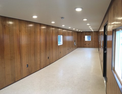 10'x40' portable office building interior